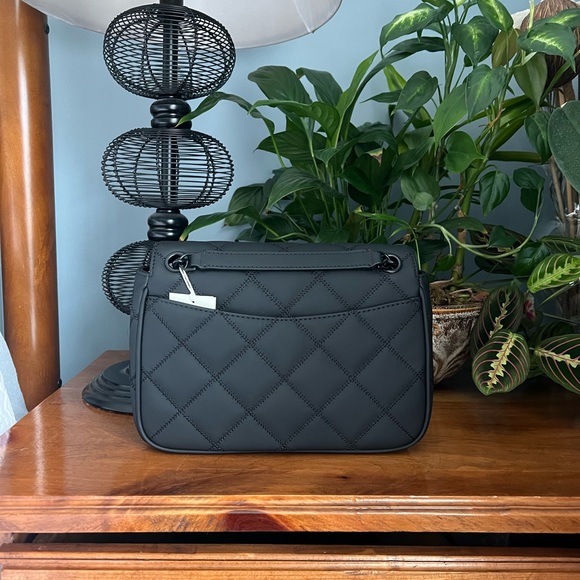 Tory Burch All Matte Small Black Shoulder Bag - Picture 2 of 15